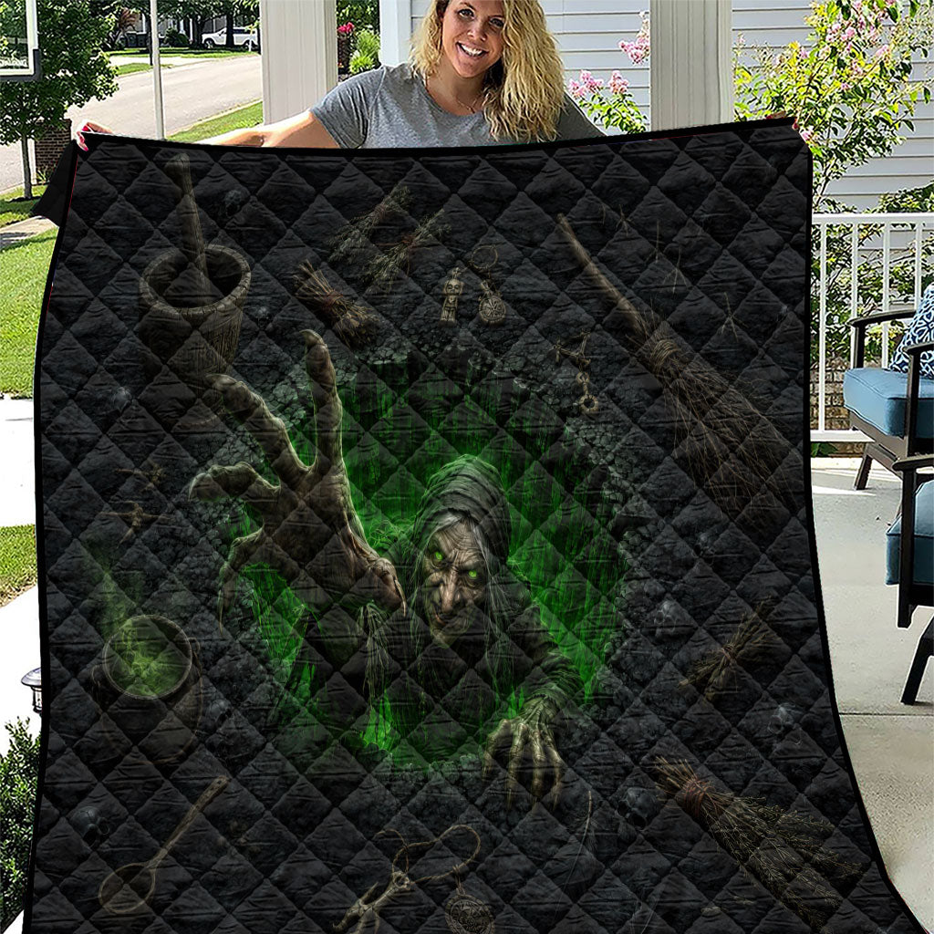 Wicked Green Witch Rising From Abyss 3D Optical Illusion Quilt Dark Sorcery Witchcraft Halloween Spooky Aesthetic Graphic